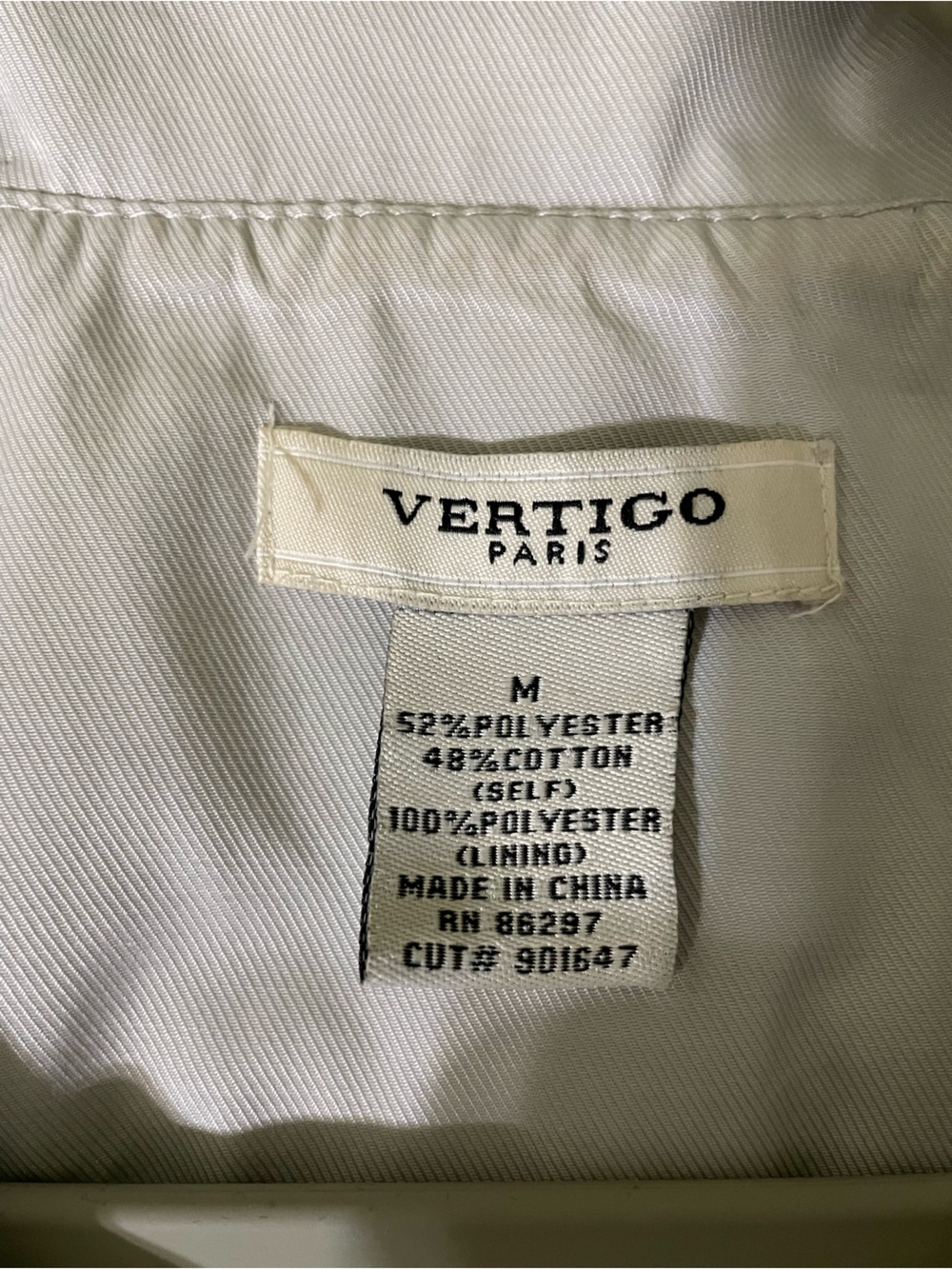 VERTIGO PARIS Women’s Raincoat - Picture 8 of 8